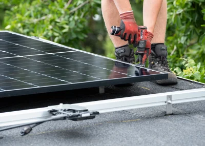 terugleveren aan het net met zonnepanelen